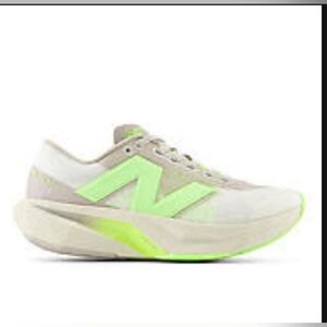 New Balance FuelCell Rebel v4 Moonrock/Bleached Lime Glo 9.5
